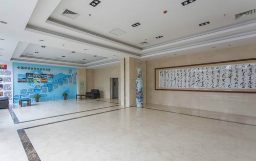 中合国青大厦大堂